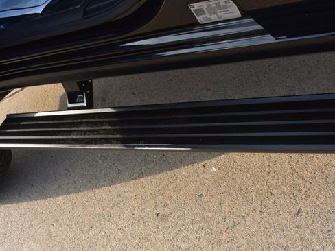 Used 2024 GMC Sierra 2500 AT4 w/ AT4 Premium Plus Package image 13