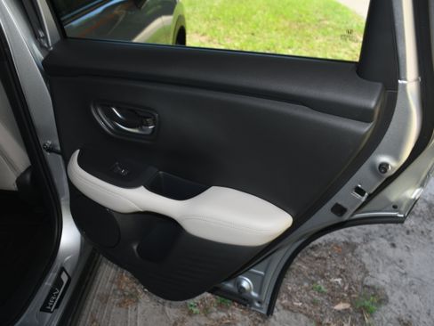 Used 2026 Honda HR-V LX image 18