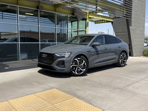 Used 2024 Audi Q8 e-tron Premium Plus AWD/4WD image 1