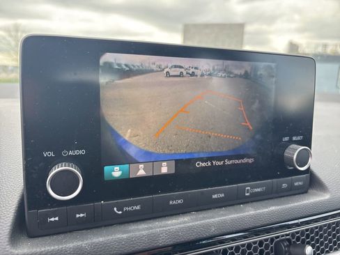 Used 2023 Honda Civic Sport image 22