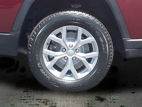 Used 2023 Jeep Grand Cherokee L Limited AWD/4WD image 3