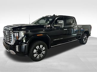 Used 2024 GMC Sierra 2500 Denali w/ Denali Reserve Package AWD/4WD video 3