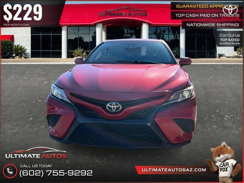 Used 2019 Toyota Camry SE w/ Carpet Mat Package FWD image 6