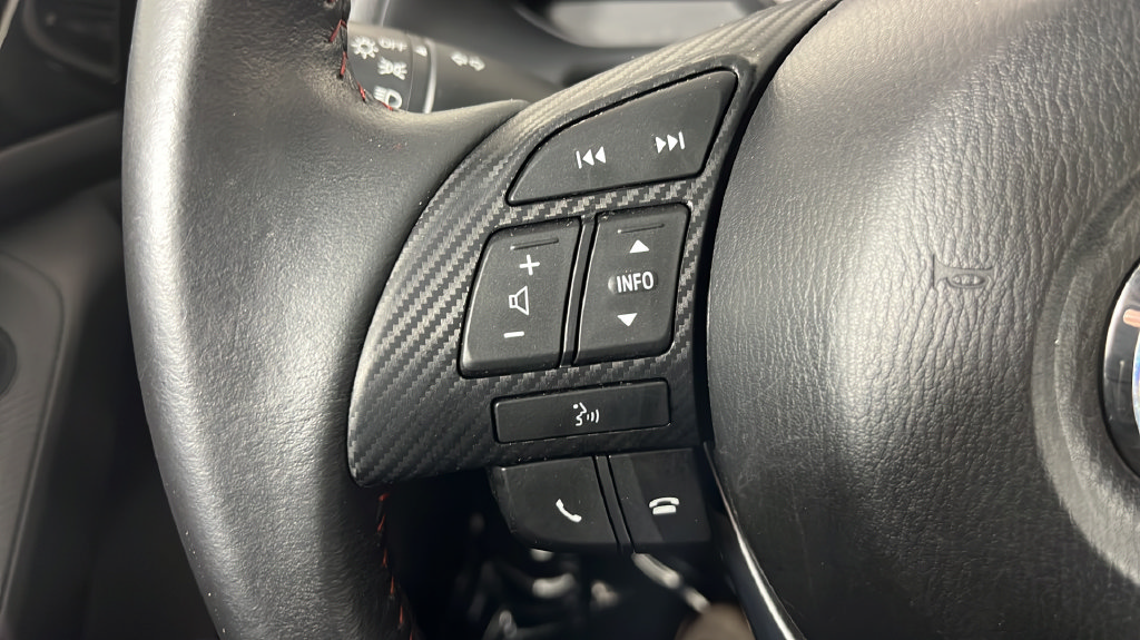 Used 2014 MAZDA MAZDA3 i Grand Touring FWD image 25