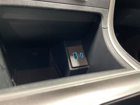 Used 2024 Ford Edge SEL image 29