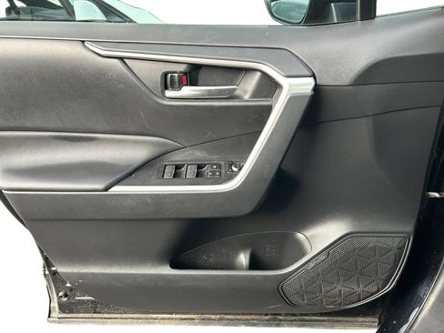 Used 2024 Toyota RAV4 XLE FWD image 12