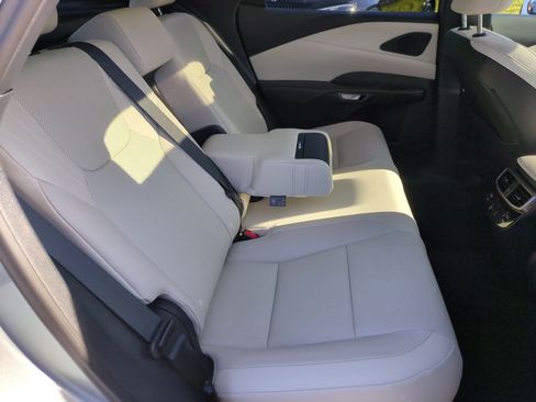 Used 2024 Lexus RX 350h w/ Accessory Package (Z1) AWD/4WD image 33