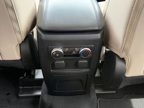 Used 2021 Ford Explorer 2WD image 9