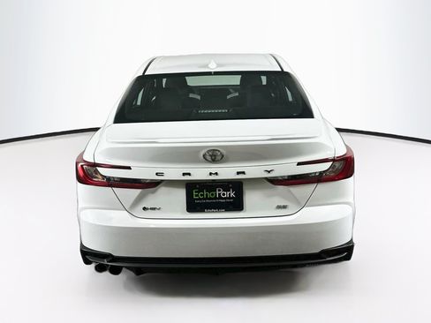 Used 2025 Toyota Camry SE FWD image 7