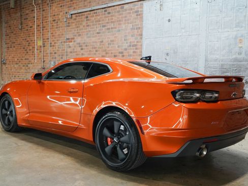 Used 2022 Chevrolet Camaro SS RWD image 10