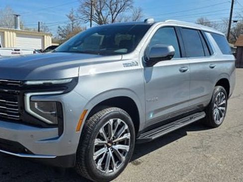 New 2026 Chevrolet Tahoe High Country w/ Sun And Tow Package AWD/4WD image 3