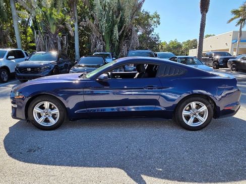 Used 2019 Ford Mustang Coupe image 4