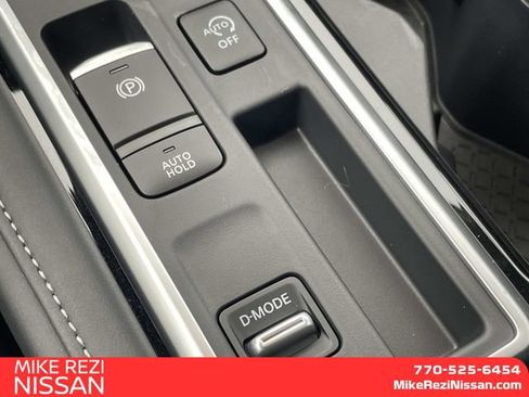 New 2025 Nissan Pathfinder SV image 16