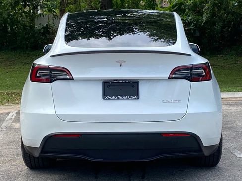 Used 2023 Tesla Model Y Performance AWD/4WD image 7