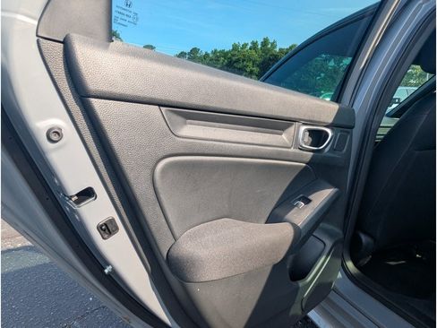 Certified 2025 Honda Civic Sport image 16