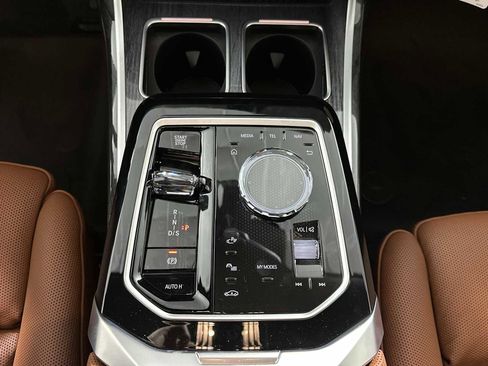 New 2026 BMW 760i xDrive w/ Executive Package image 17