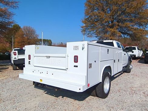 New 2026 RAM 5500 Tradesman w/ Chrome Appearance Group image 5