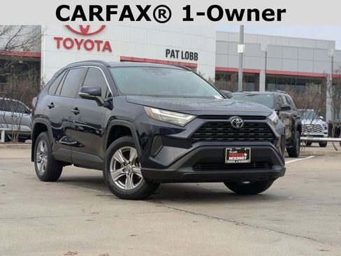 Used 2022 Toyota RAV4 XLE image 2