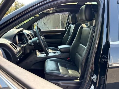 Used 2014 Jeep Grand Cherokee Limited w/ Luxury Group II AWD/4WD image 18