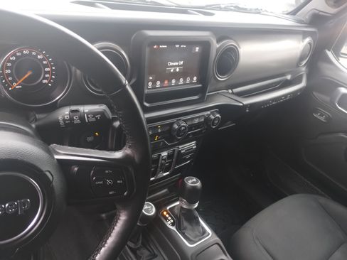 Used 2021 Jeep Wrangler Unlimited Sport image 13