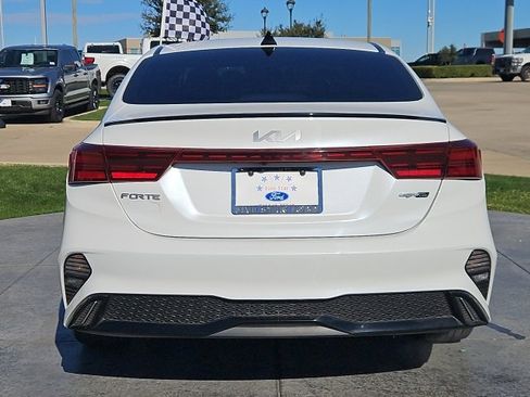 Used 2024 Kia Forte GT-Line w/ GT-Line Premium Package image 6