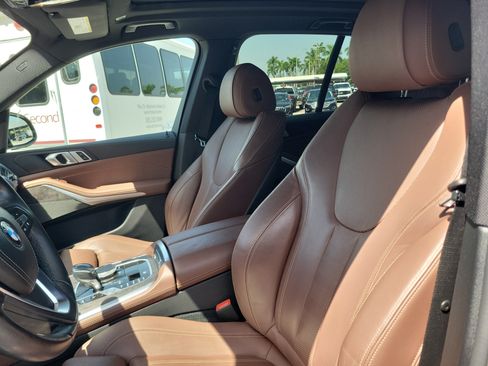 Used 2021 BMW X5 sDrive40i w/ Premium Package RWD image 13
