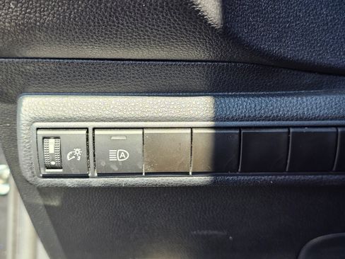Used 2024 Toyota Corolla LE FWD image 18
