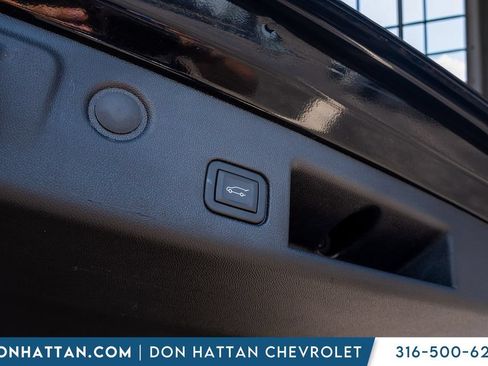 Used 2024 Chevrolet Equinox LT FWD image 34