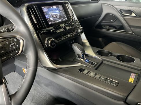 Certified 2025 Lexus LX 700h Overtrail AWD/4WD image 21