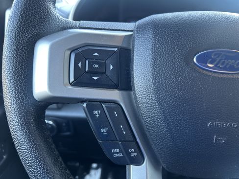 Used 2015 Ford F150 Lariat w/ Equipment Group 502A Luxury AWD/4WD image 17