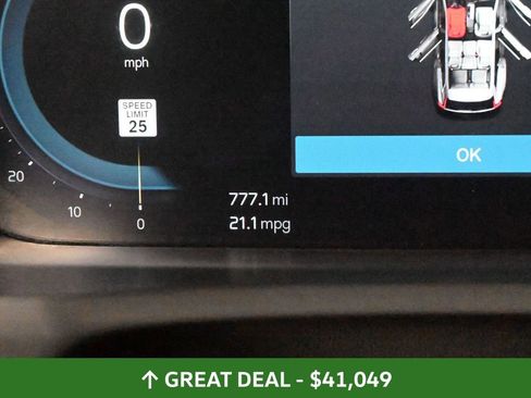 Used 2024 Volvo XC90 B6 Plus image 41