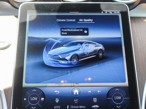 Used 2024 Mercedes-Benz CLE 300 4MATIC Coupe image 14