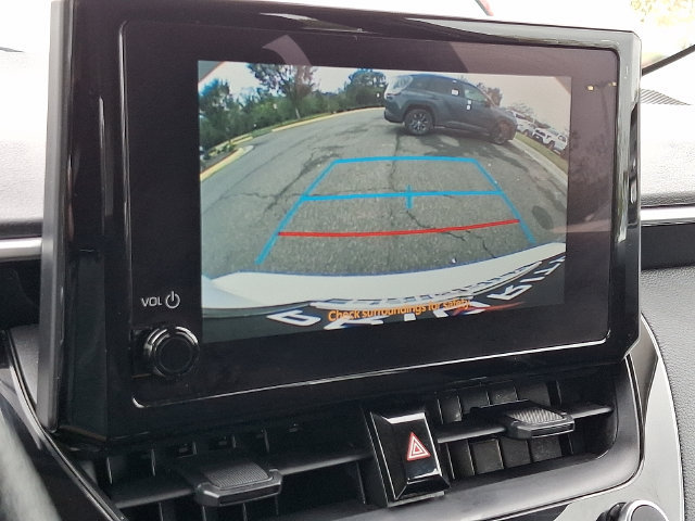 Used 2025 Toyota Corolla LE FWD image 17