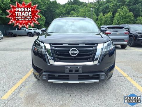 Used 2022 Nissan Pathfinder SL w/ SL Premium Package AWD/4WD image 3