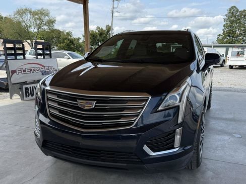 Used 2017 Cadillac XT5 Luxury w/ Driver Awareness Package FWD image 5