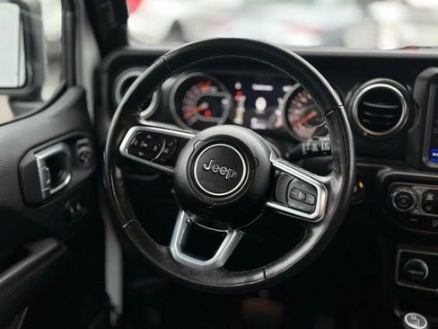 Used 2021 Jeep Wrangler Unlimited Sahara image 18