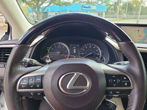 Used 2017 Lexus RX 350 FWD w/ Luxury Package image 18