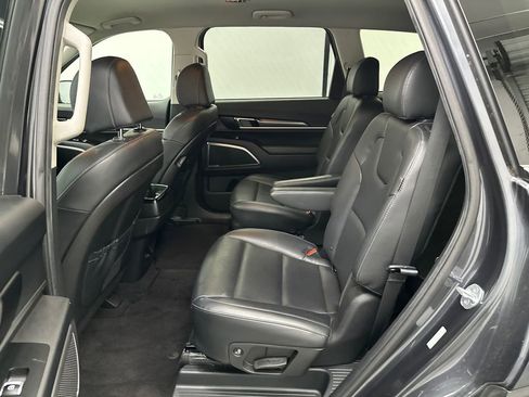 Used 2024 Kia Telluride S AWD/4WD image 21