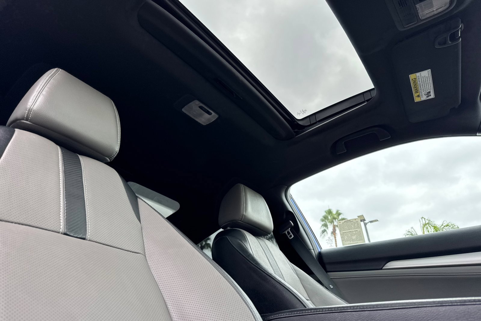 Used 2018 Honda Civic EX-L image 17
