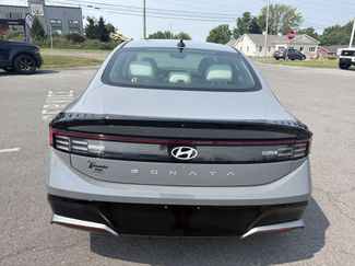 Used 2025 Hyundai Sonata SEL FWD video 4
