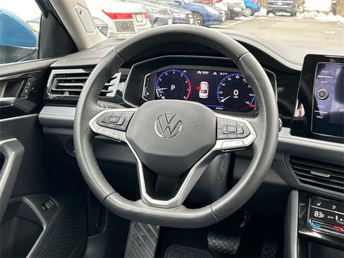 Certified 2025 Volkswagen Jetta SEL image 24