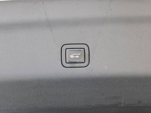 Used 2021 Chevrolet Tahoe Z71 AWD/4WD image 56