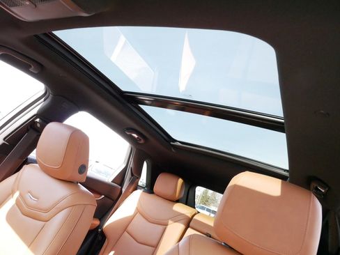 Used 2023 Cadillac XT5 Premium Luxury image 35