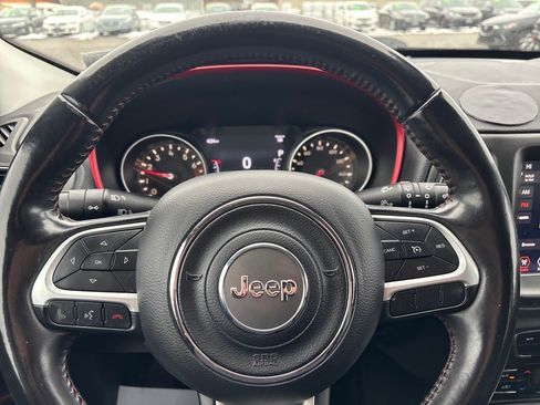 Used 2019 Jeep Compass Trailhawk AWD/4WD image 23