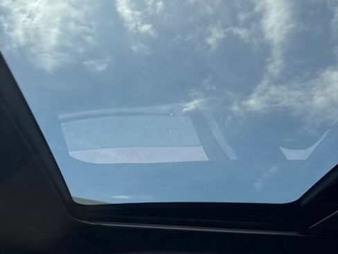 Used 2023 Dodge Charger SXT w/ Cold Weather Package RWD image 22