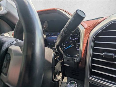 Used 2020 Ford F350 Platinum image 11