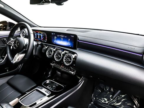 Certified 2025 Mercedes-Benz CLA 250 image 18