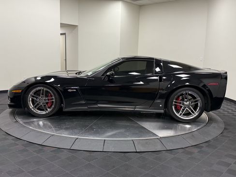 Used 2008 Chevrolet Corvette Z06 RWD image 4