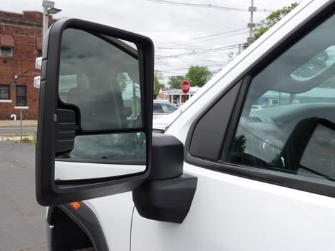 Used 2023 GMC Sierra 2500 Pro w/ Convenience Package AWD/4WD image 14