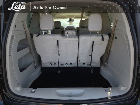 Used 2017 Chrysler Pacifica Touring-L Plus w/ Advanced Safetytec Group image 19